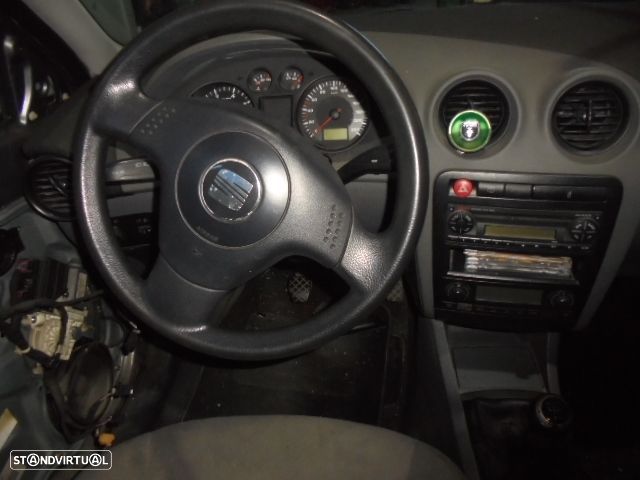 Carro MOT: AZQ   SEAT IBIZA 6L 2002 1.2I 64CV 5P CINZA GASOLINA - 9