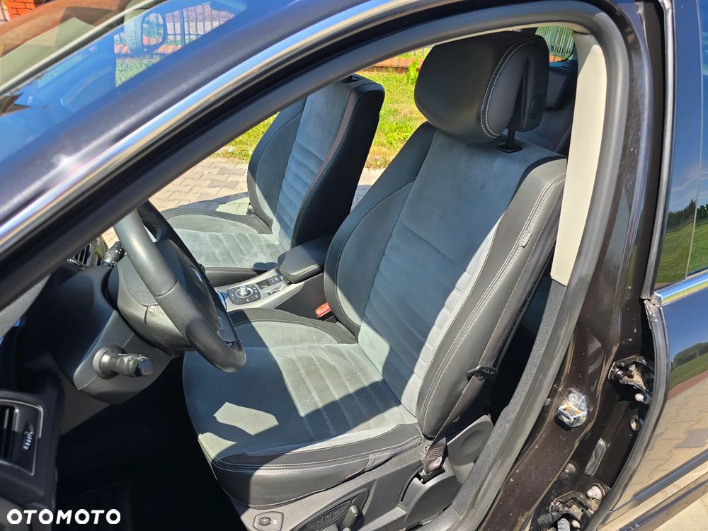 Renault Laguna 2.0 dCi Initiale ESM - 9