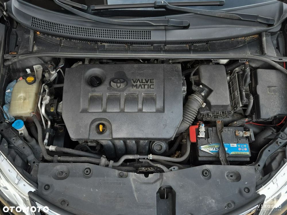 Toyota Avensis 1.8 Sol EU5 - 13