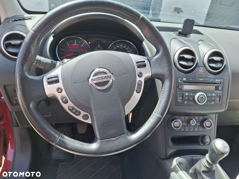 Nissan Qashqai - 35