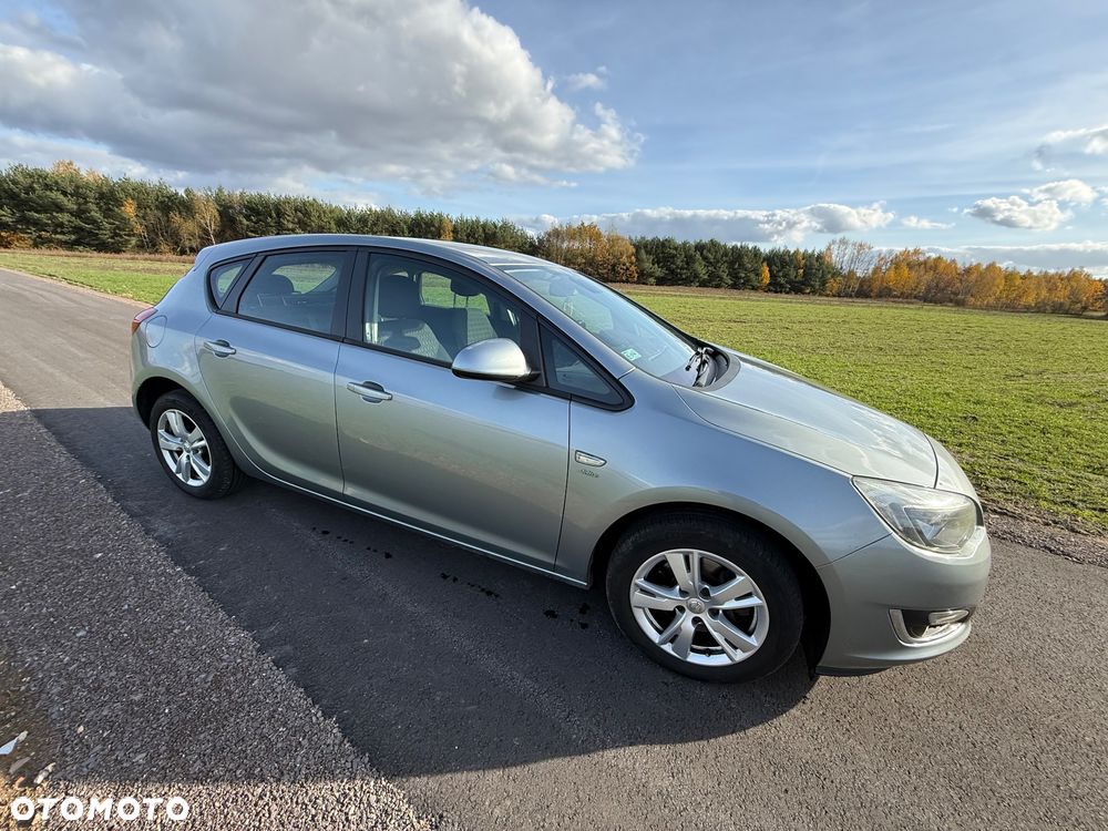 Opel Astra 1.7 CDTI DPF Active - 23