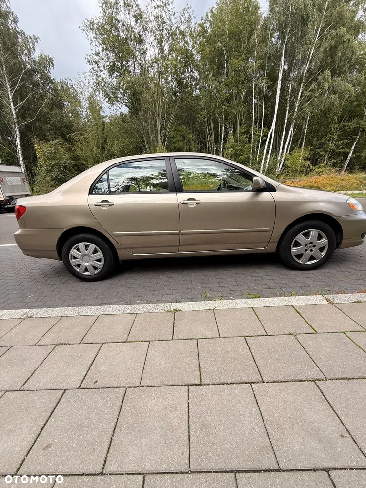 Toyota Corolla - 9