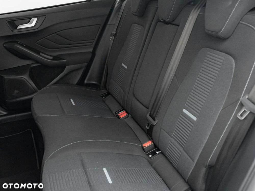 Ford Focus - 28