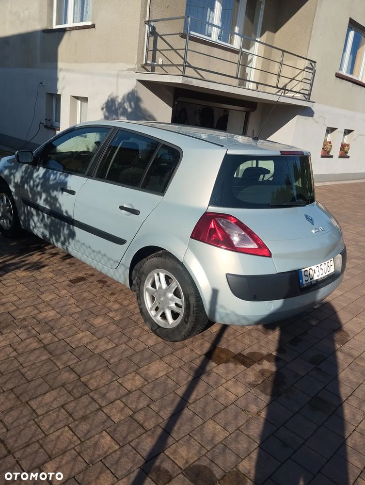 Renault Megane 1.6 Confort Authenique - 3