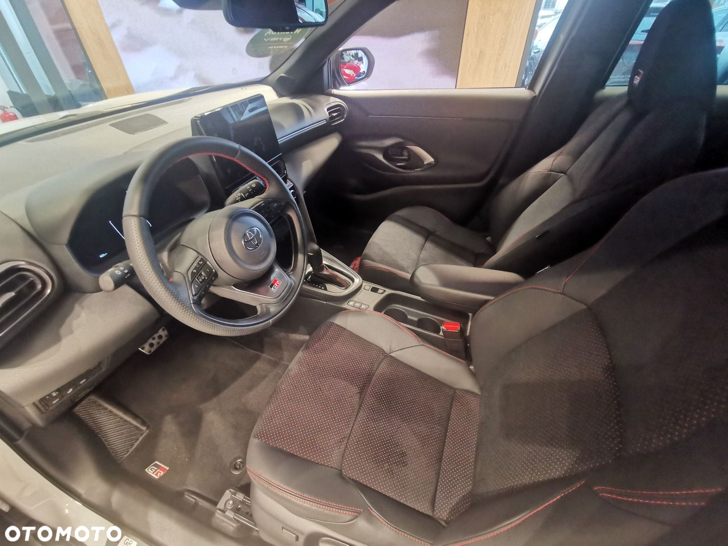 Toyota Yaris Cross - 8