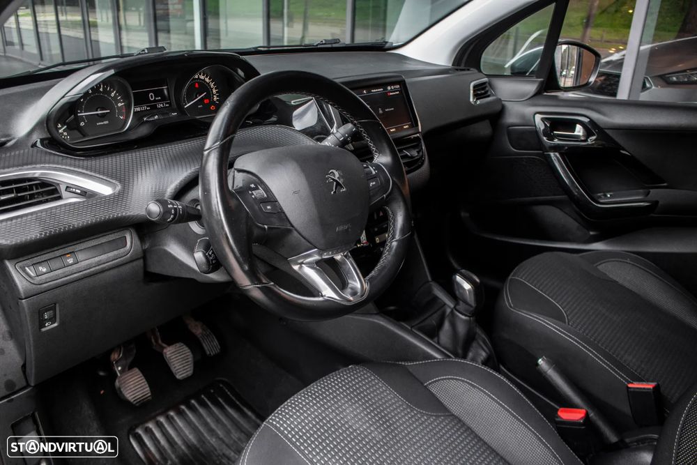 Peugeot 208 1.2 PureTech Active - 22