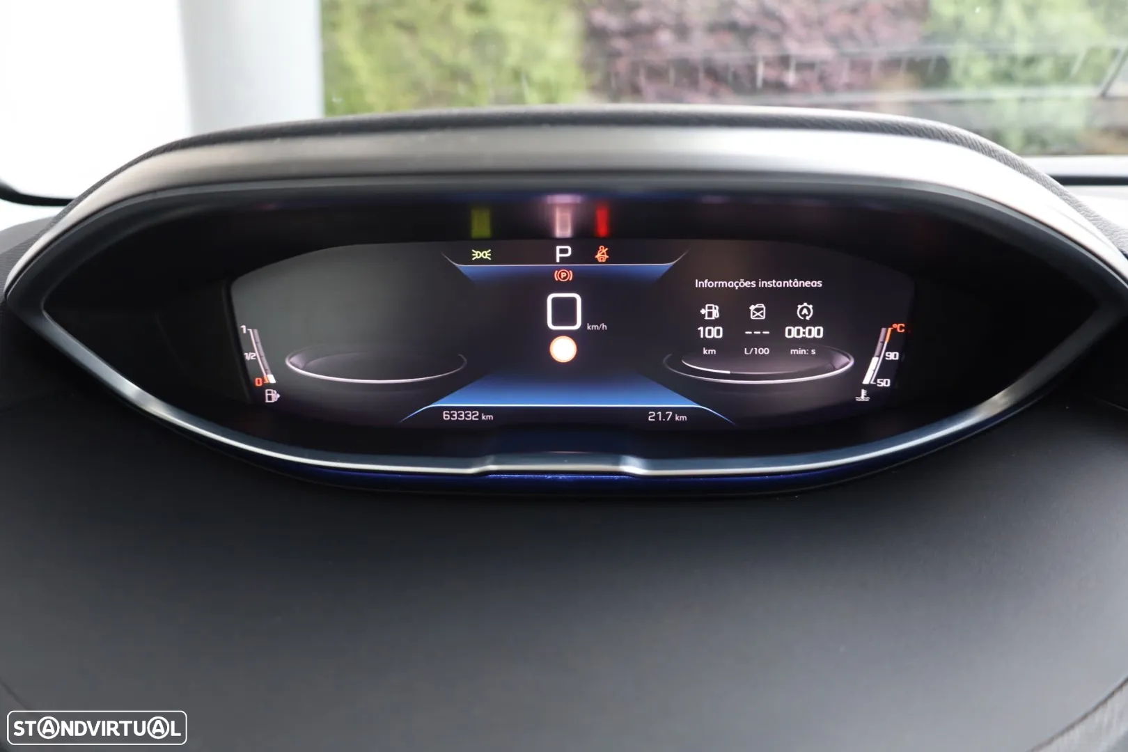 Peugeot 3008 1.2 PureTech Allure EAT8 - 26
