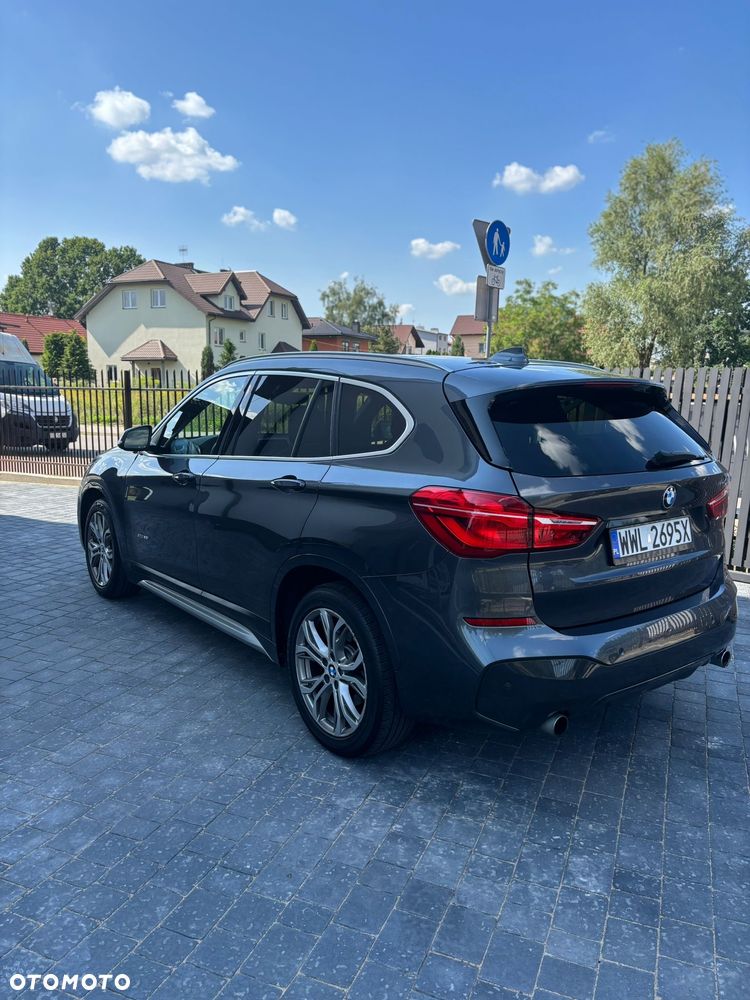 BMW X1 - 4