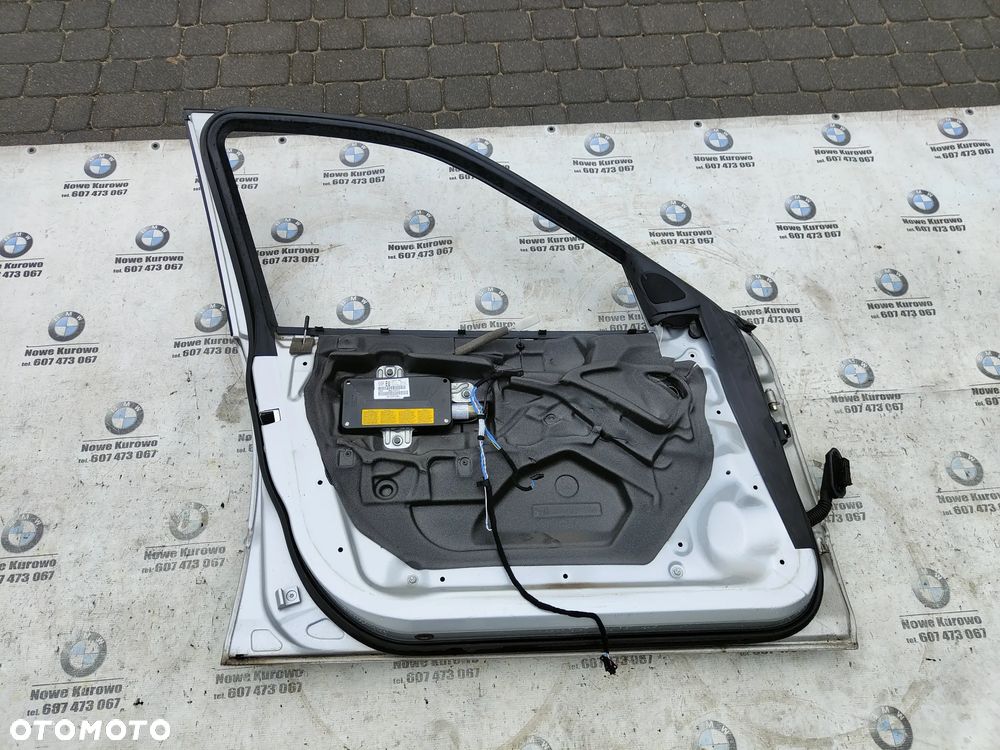 BMW E46 sedan kombi Drzwi lewe przednie przód Titansilber 354/7 - 10