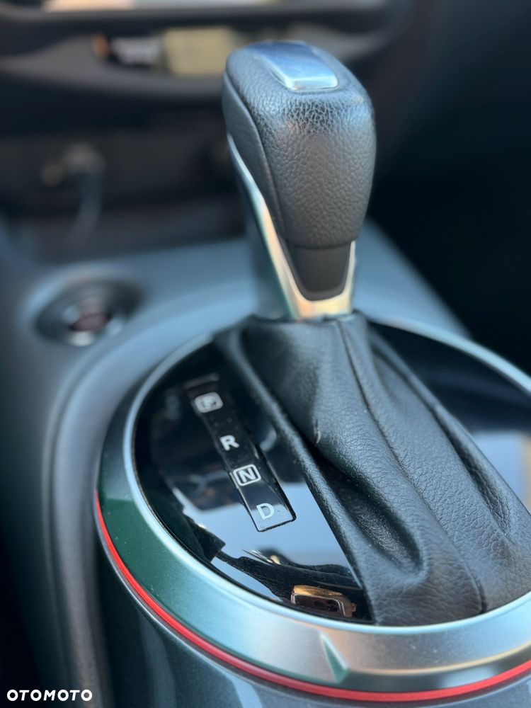Nissan Juke 1.0 DIG-T N-Connecta DCT - 19