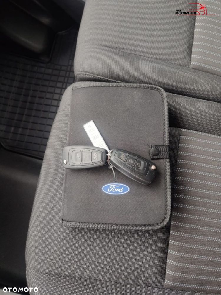 Ford Transit Custom - 19