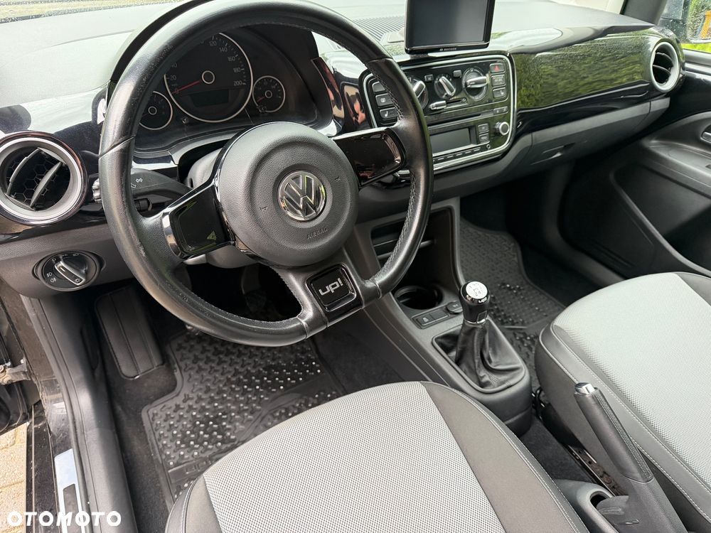 Volkswagen up! 1.0 black - 11