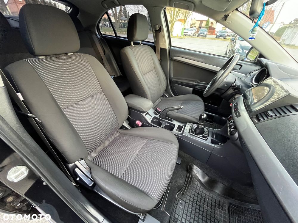 Mitsubishi Lancer 2.0 DID Intense - 21