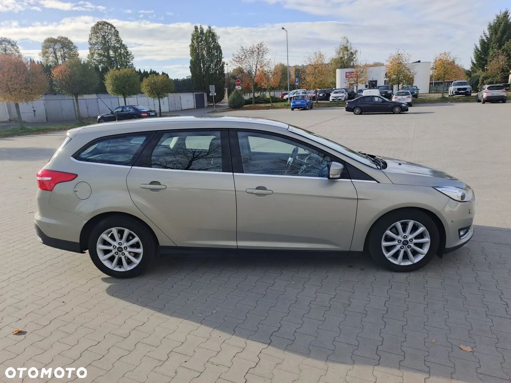 Ford Focus 1.5 EcoBoost SYNC Edition ASS PowerShift - 5