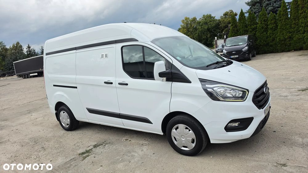 Ford Transit Custom - 10