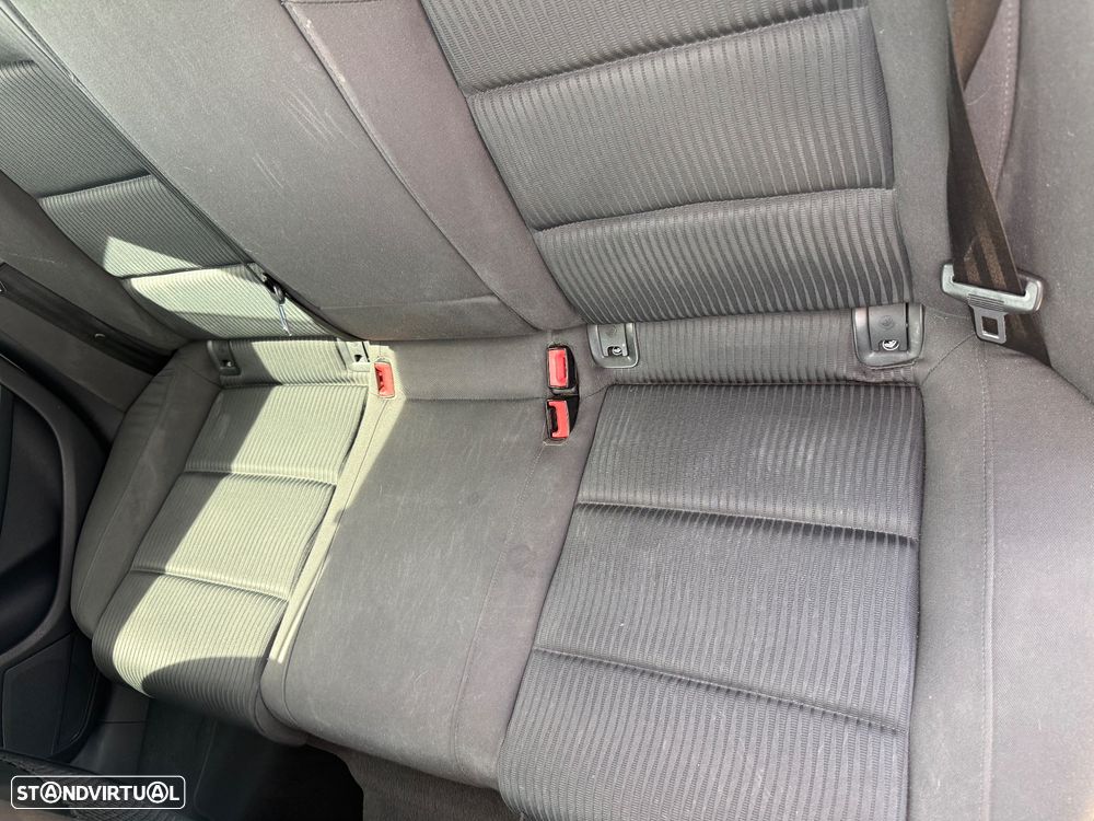 Audi A4 Avant 2.0 TDI Multitronic Business Line - 11