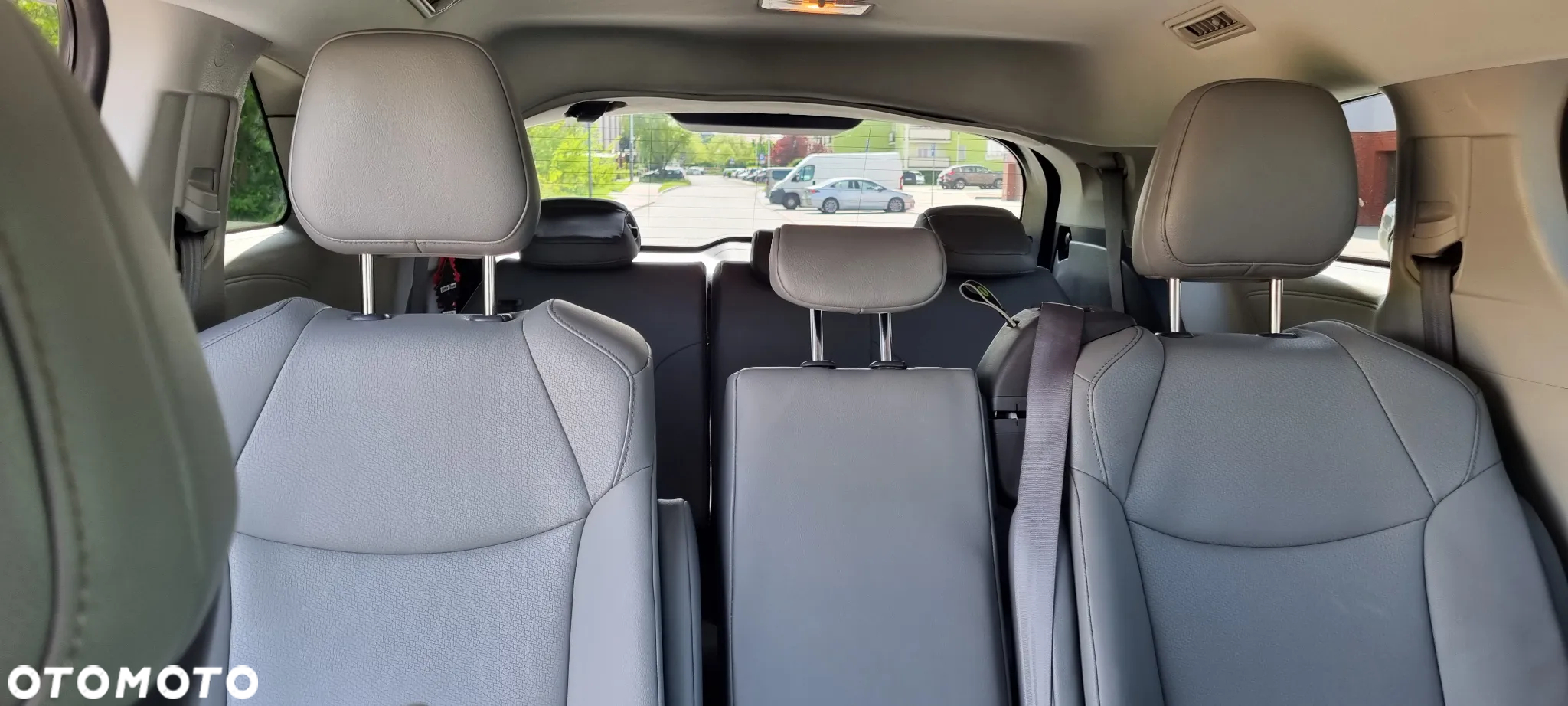 Toyota Sienna - 15