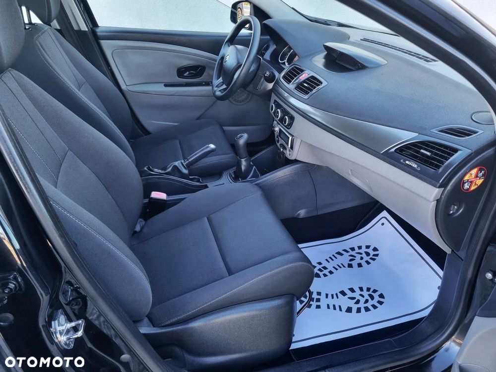 Renault Megane 1.6 16V Exception - 9