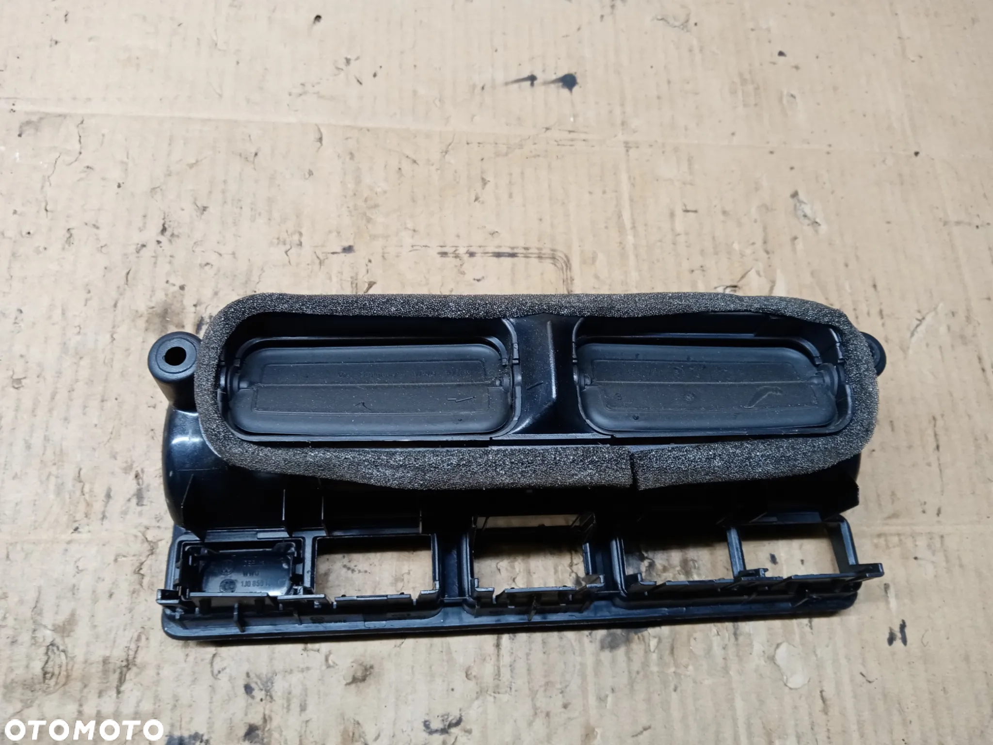 Kratka nawiewu powietrza środkowa VW Golf IV 4 1J0819728C 1J0819736C - 4