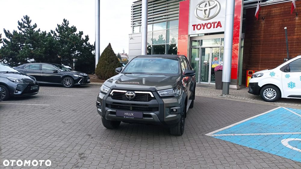 Toyota Hilux 2.8 D-4D mHEV Double Cab Invincible 4x4 - 3
