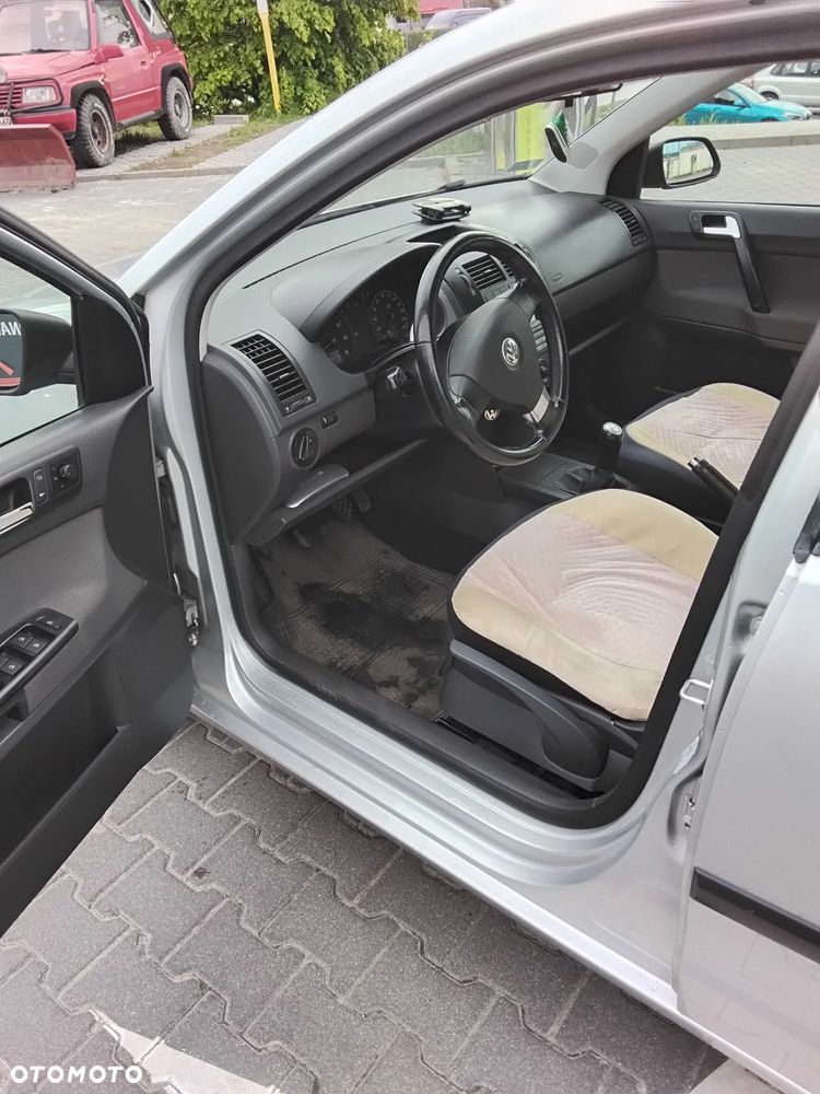 Volkswagen Polo - 10