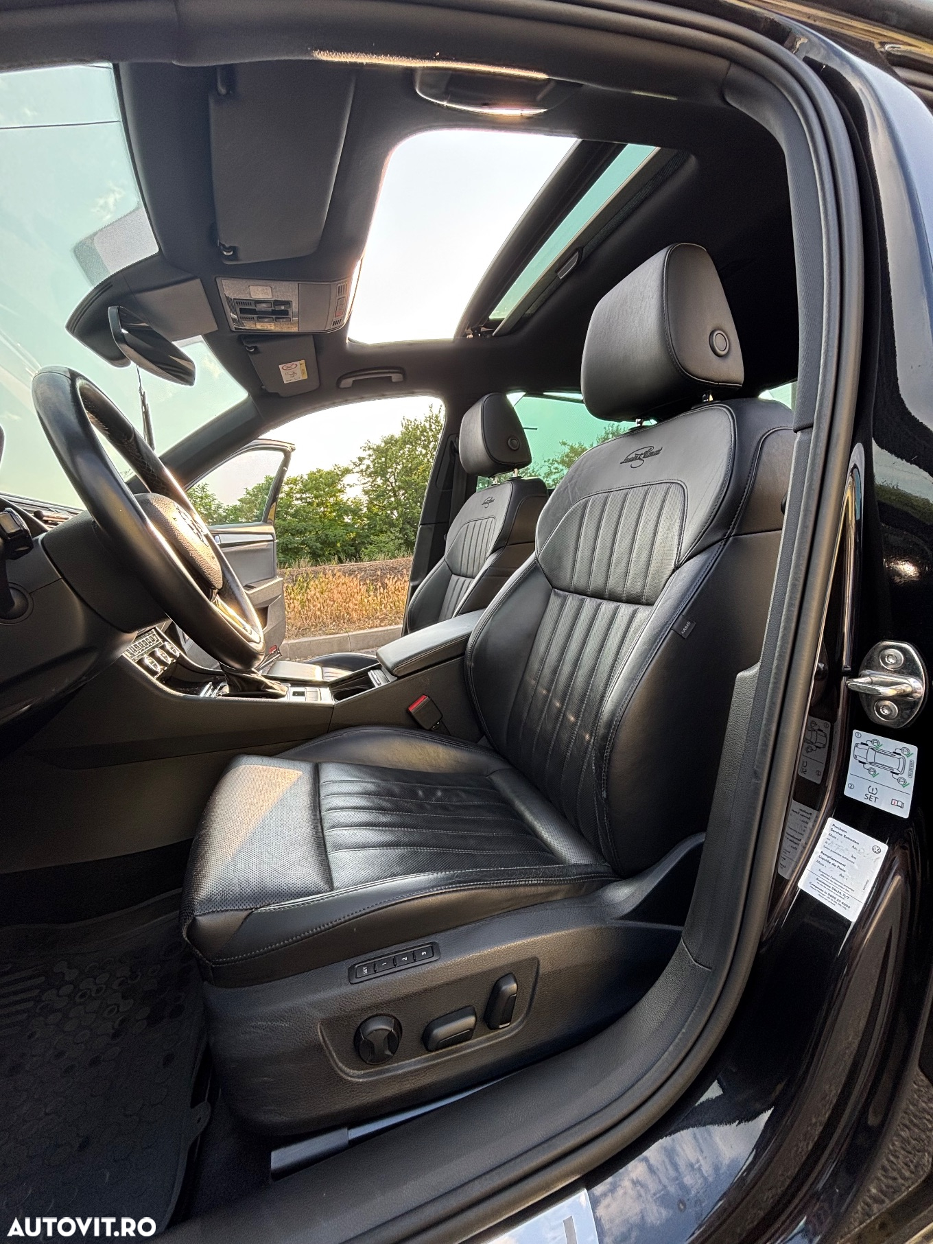 Skoda Superb 2.0 TDI DSG L&K - 8