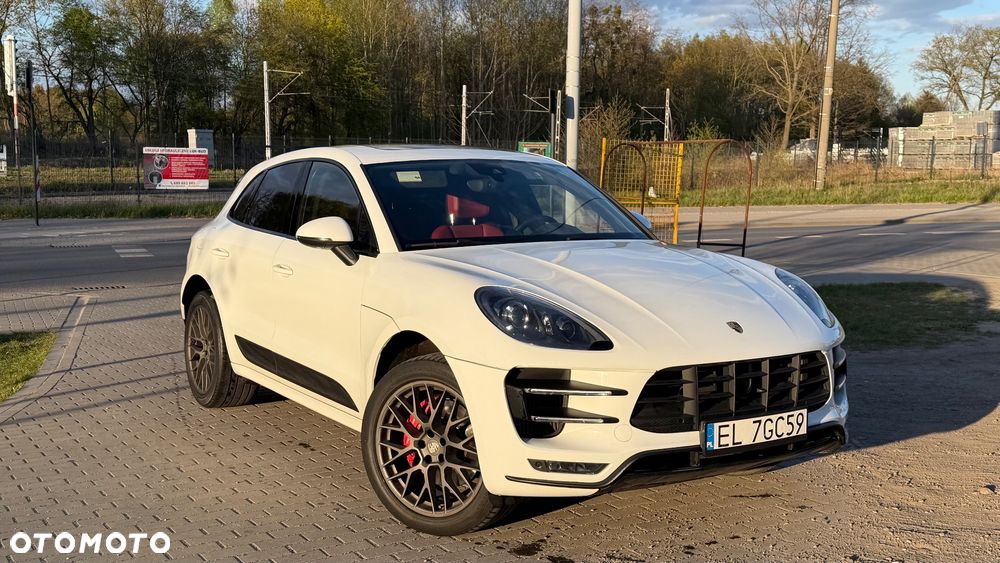 Porsche Macan Turbo Performance - 2
