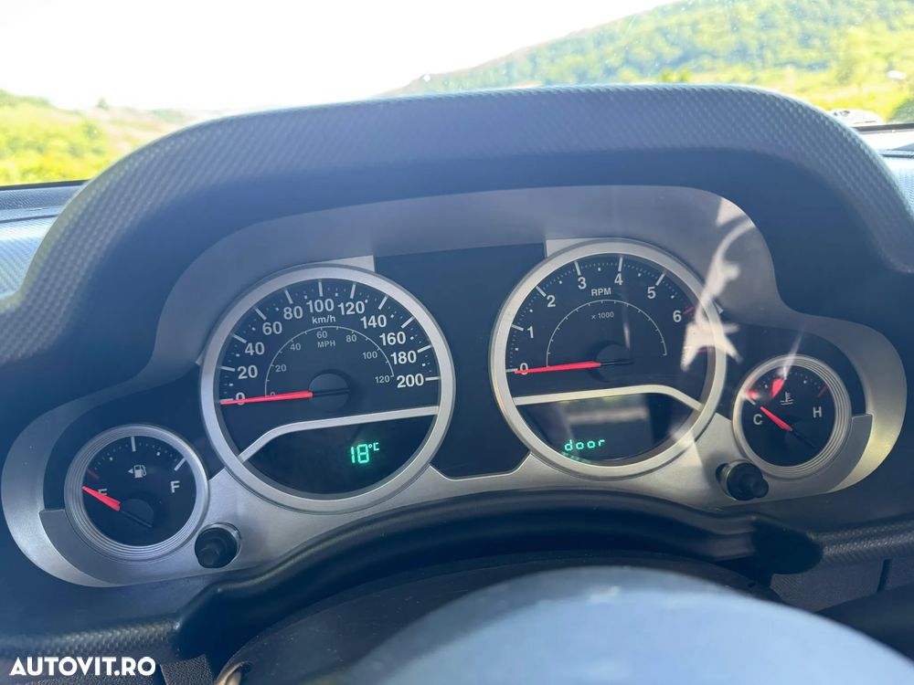 Jeep Wrangler - 6