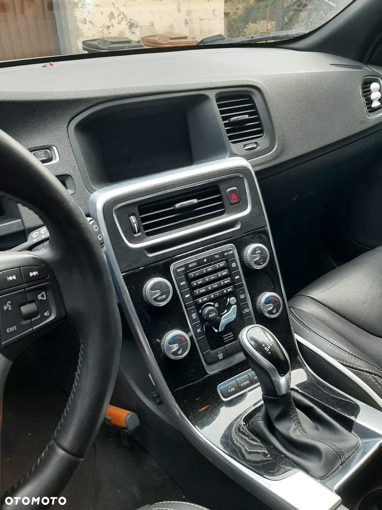 Volvo V60 - 10