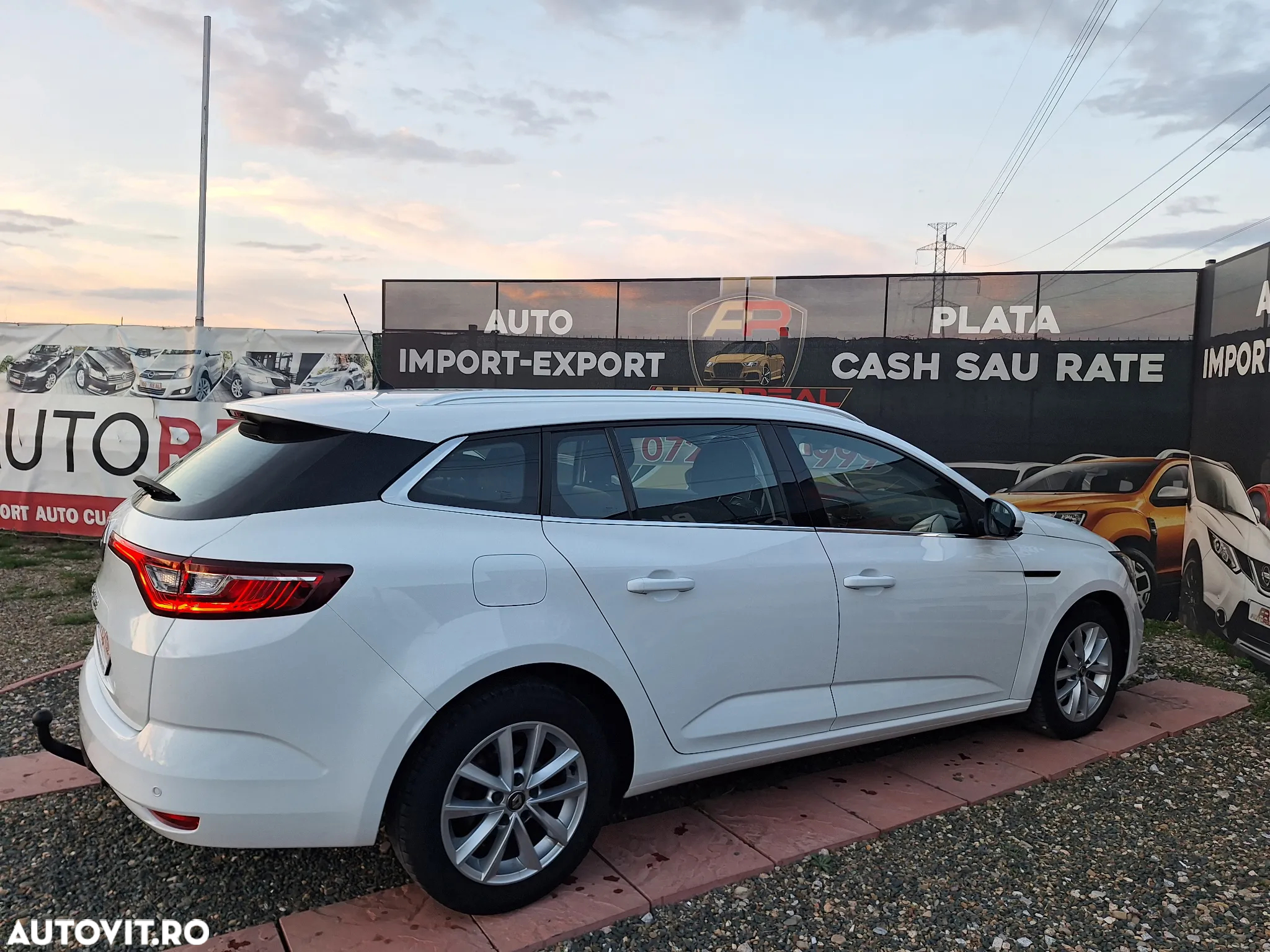 Renault Megane Blue dCi 115 EDC Equilibre - 10
