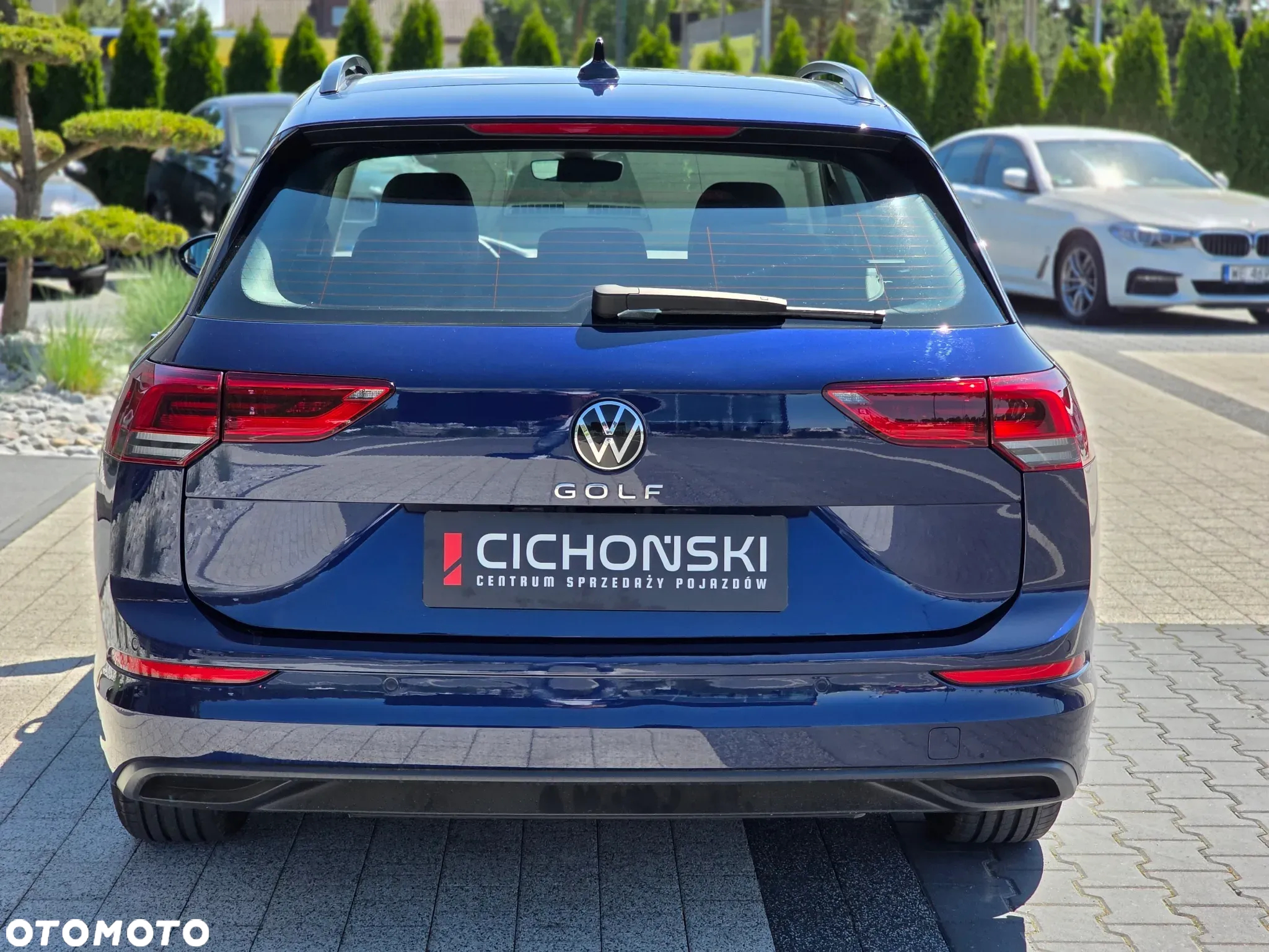 Volkswagen Golf - 16