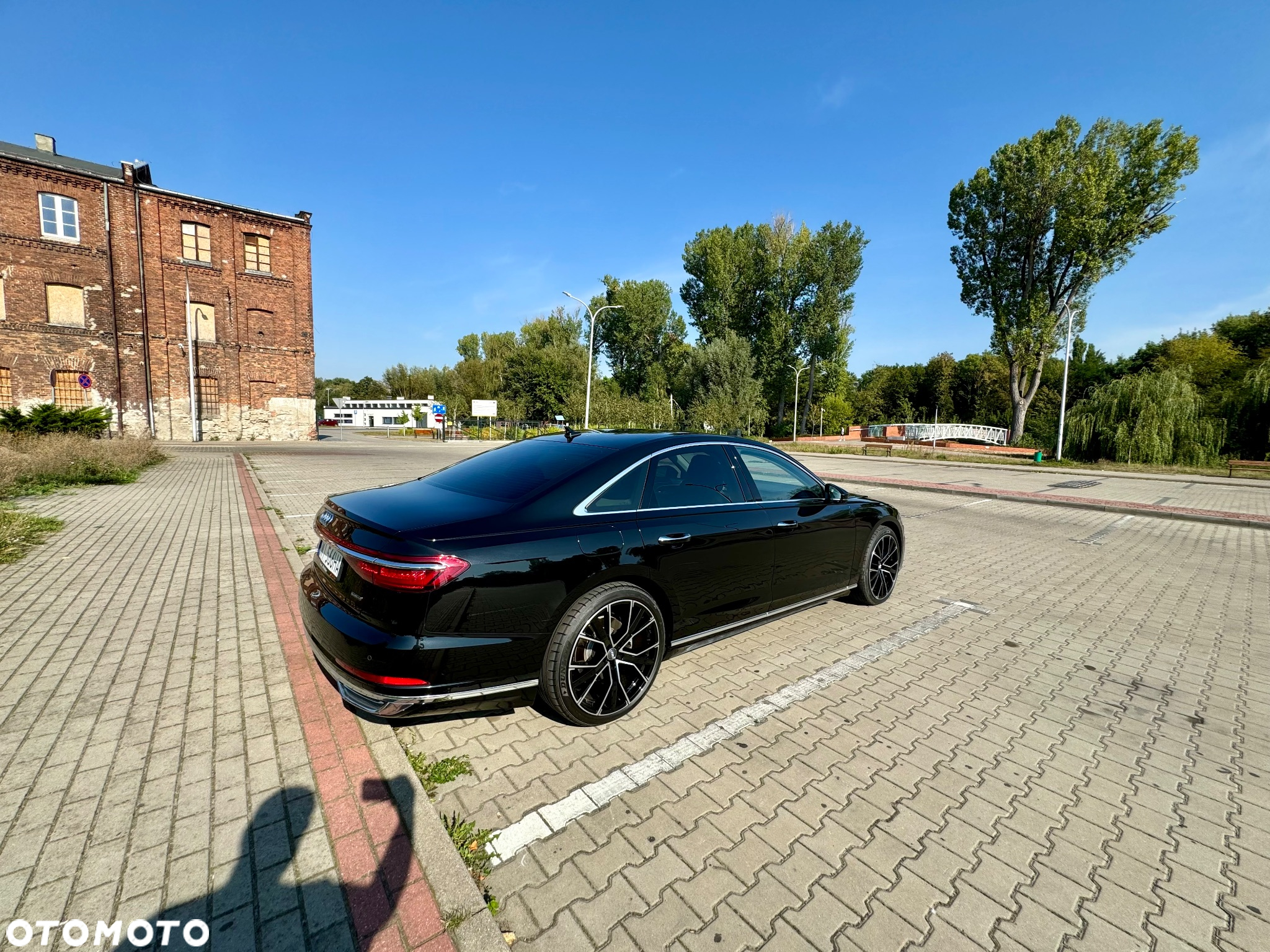 Audi A8 - 40