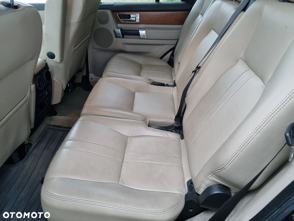Land Rover Discovery 3.0 Si6 HSE Luxury - 34