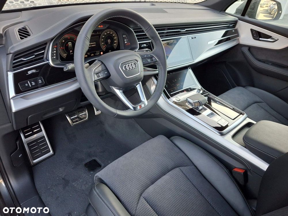 Audi Q7 - 10