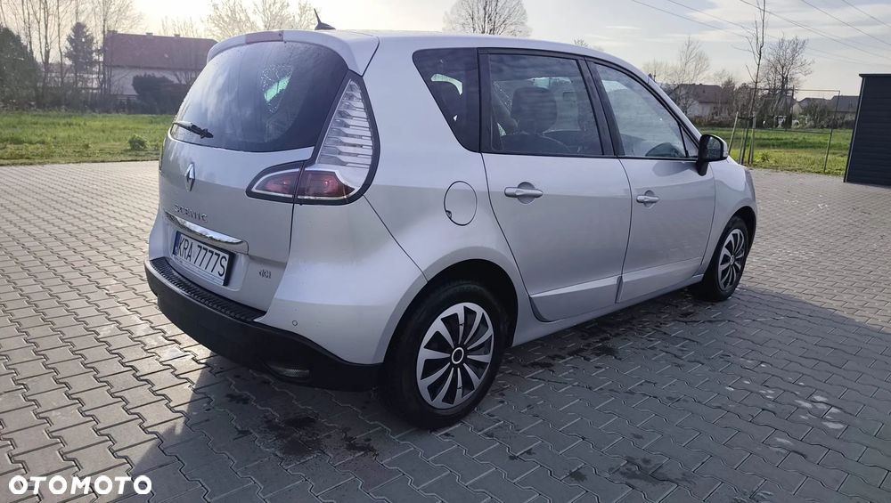 Renault Scenic 1.5 dCi Limited - 4