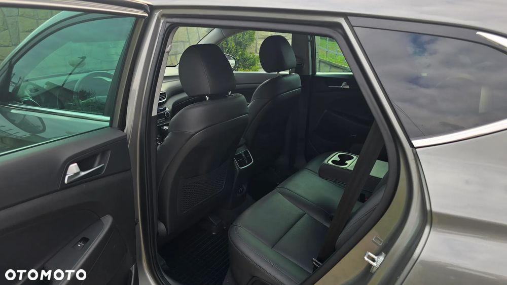 Hyundai Tucson 1.6 GDi 2WD Select - 15