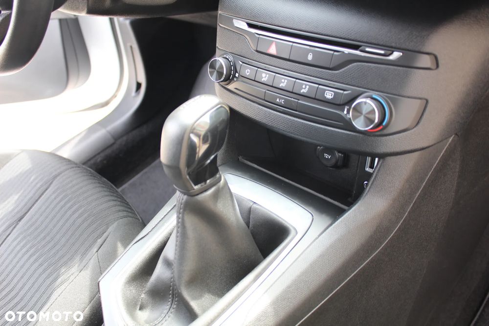 Peugeot 308 - 22