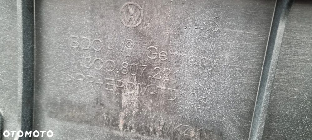 VW Passat B6 zderzak przód oryginał MB102 - 15