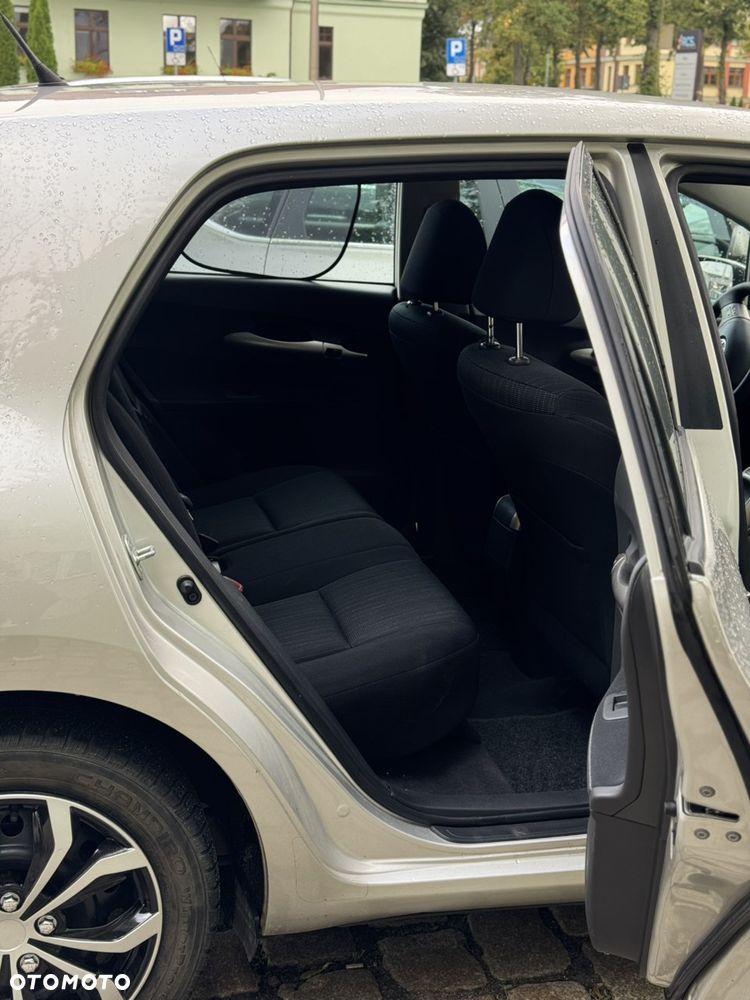 Toyota Auris - 6