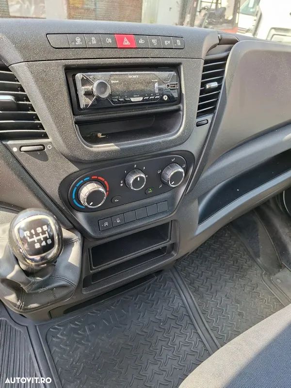 Iveco DAILY 35S14H-Carosare BOX IZOLAT TIP SNACK - 6