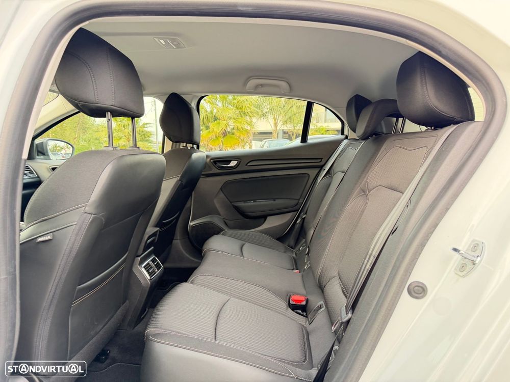 Renault Mégane 1.5 Blue dCi Zen - 28