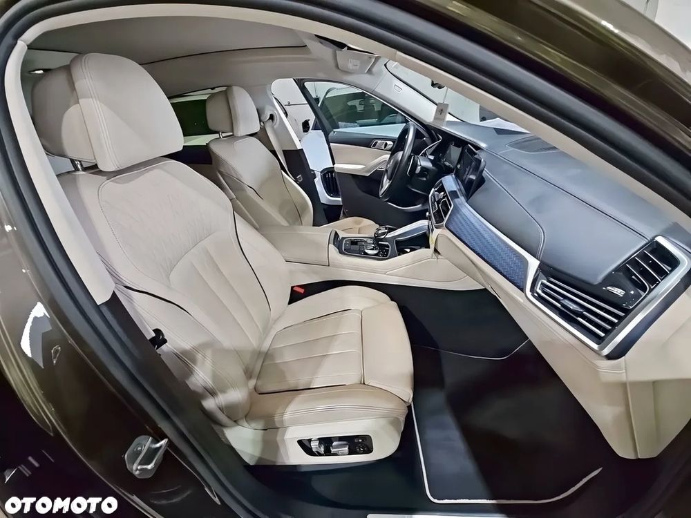 BMW X6 xDrive40i - 7