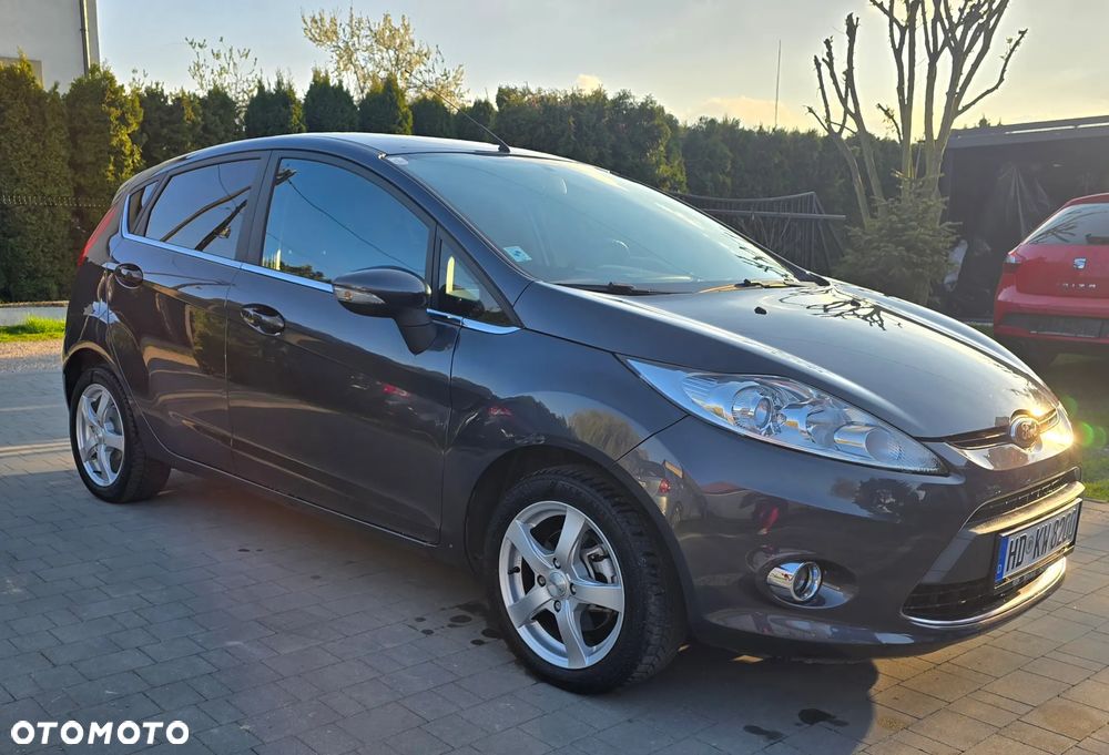Ford Fiesta 1.25 Titanium EU5 - 10