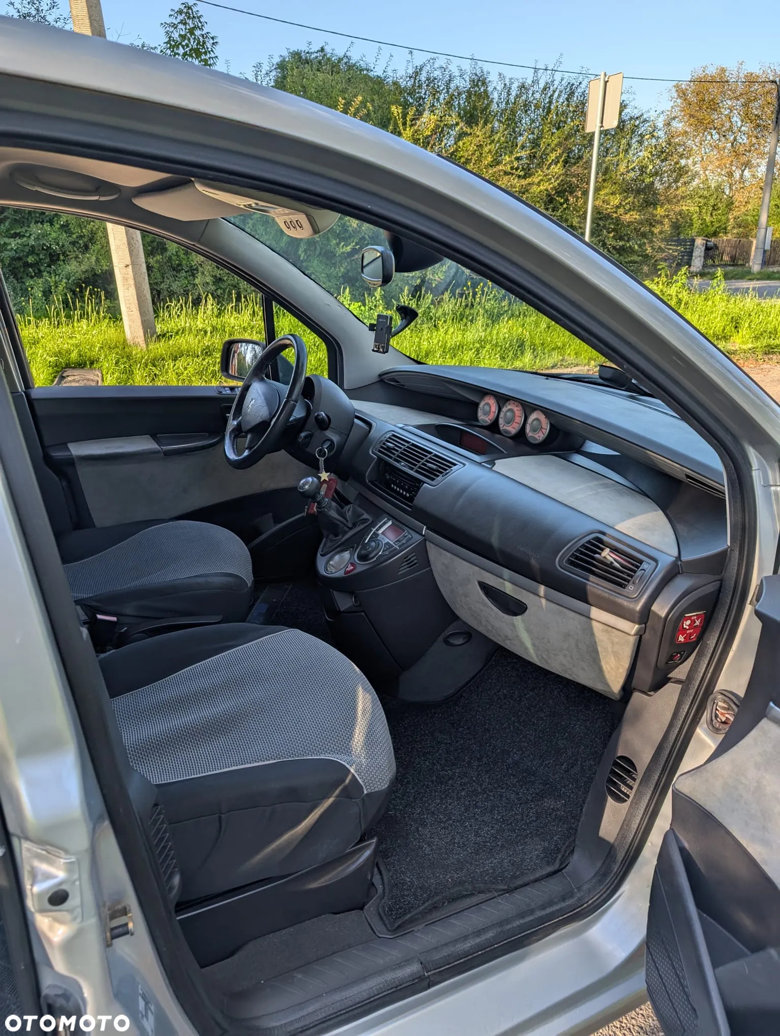 Peugeot 807 2.2 HDi ST - 6