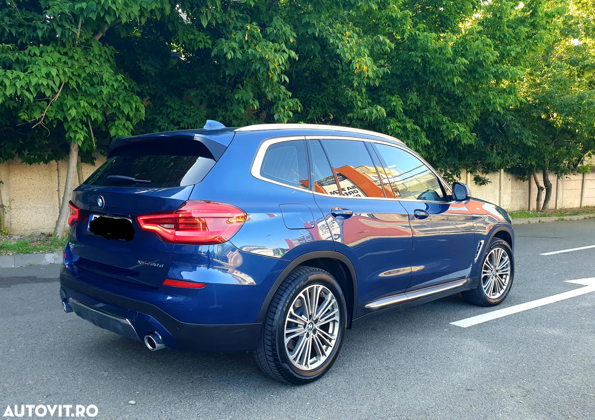 BMW X3 xDrive20d AT Luxury Line - 9