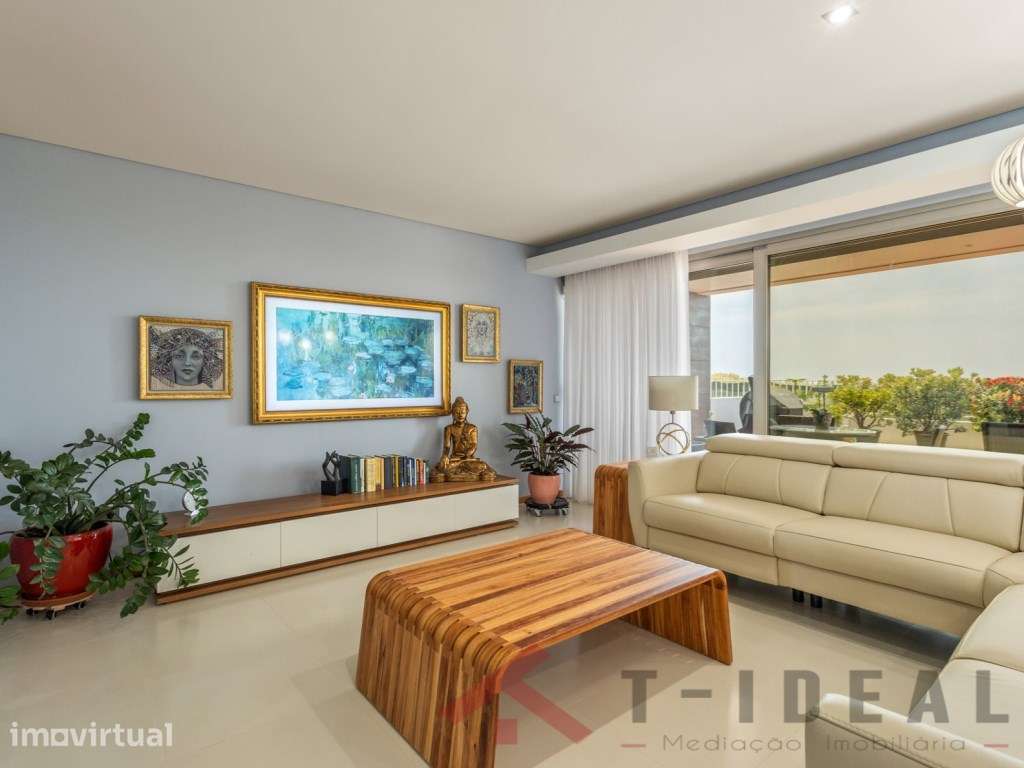Moradia T4 - Primeira linha de Mar - Grande imagem: 3/40