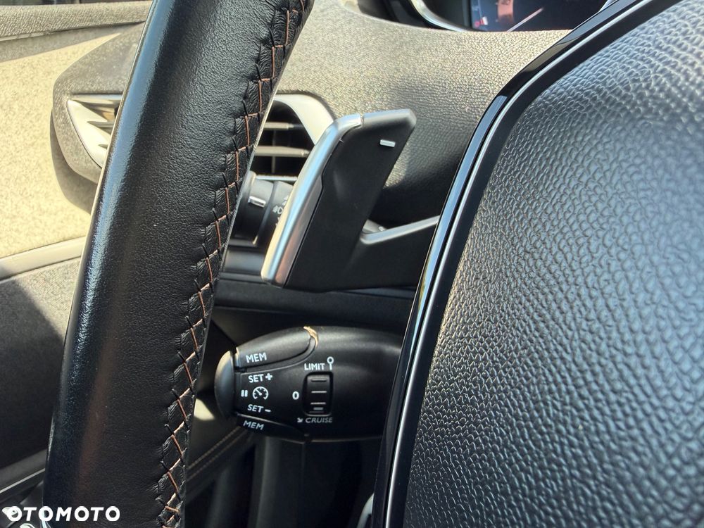Peugeot 5008 BlueHDi 180 EAT8 GT - 34
