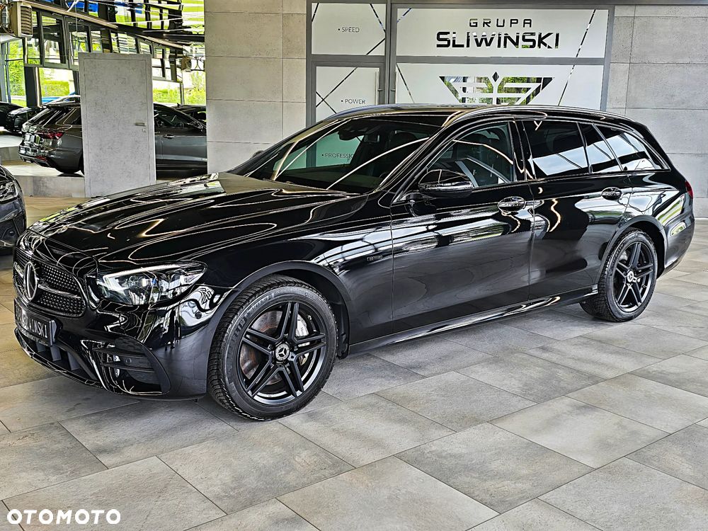 Mercedes-Benz Klasa E 300 de 4Matic 9G-TRONIC AMG Line - 3