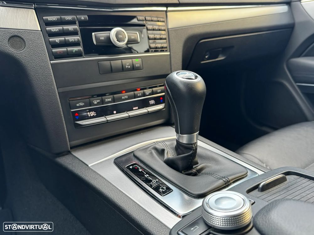 Mercedes-Benz E 220 CDI DPF BlueEFFICIENCY 7G-TRONIC Avantgarde - 15