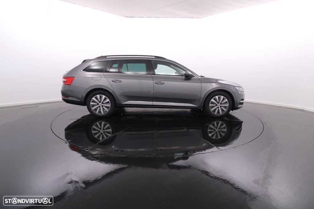 Skoda Superb Break 2.0 TDI Ambition DSG - 9